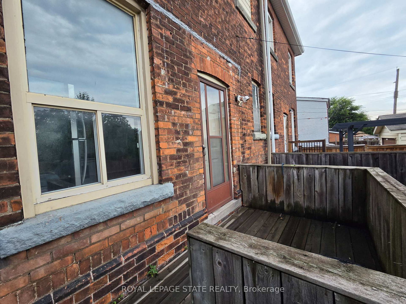 72 Emerald Street N • Hamilton, ON photo 25