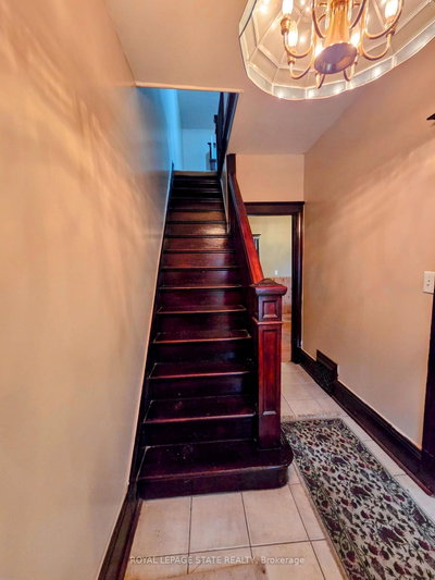 72 Emerald Street N • Hamilton, ON photo 5