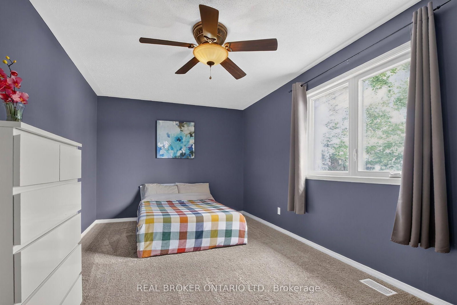 25 Moresby Drive • Ottawa, ON photo 15