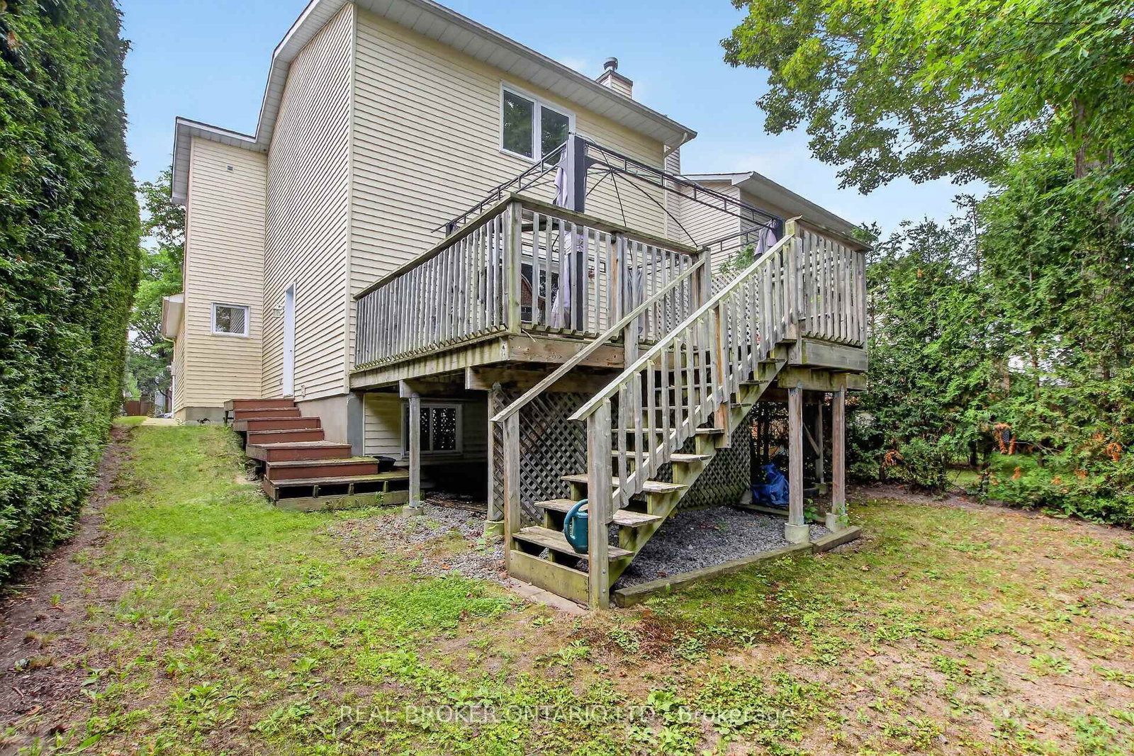 25 Moresby Drive • Ottawa, ON photo 25