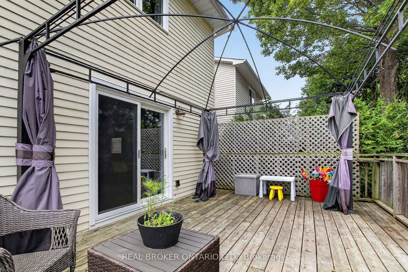 25 Moresby Drive • Ottawa, ON photo 26
