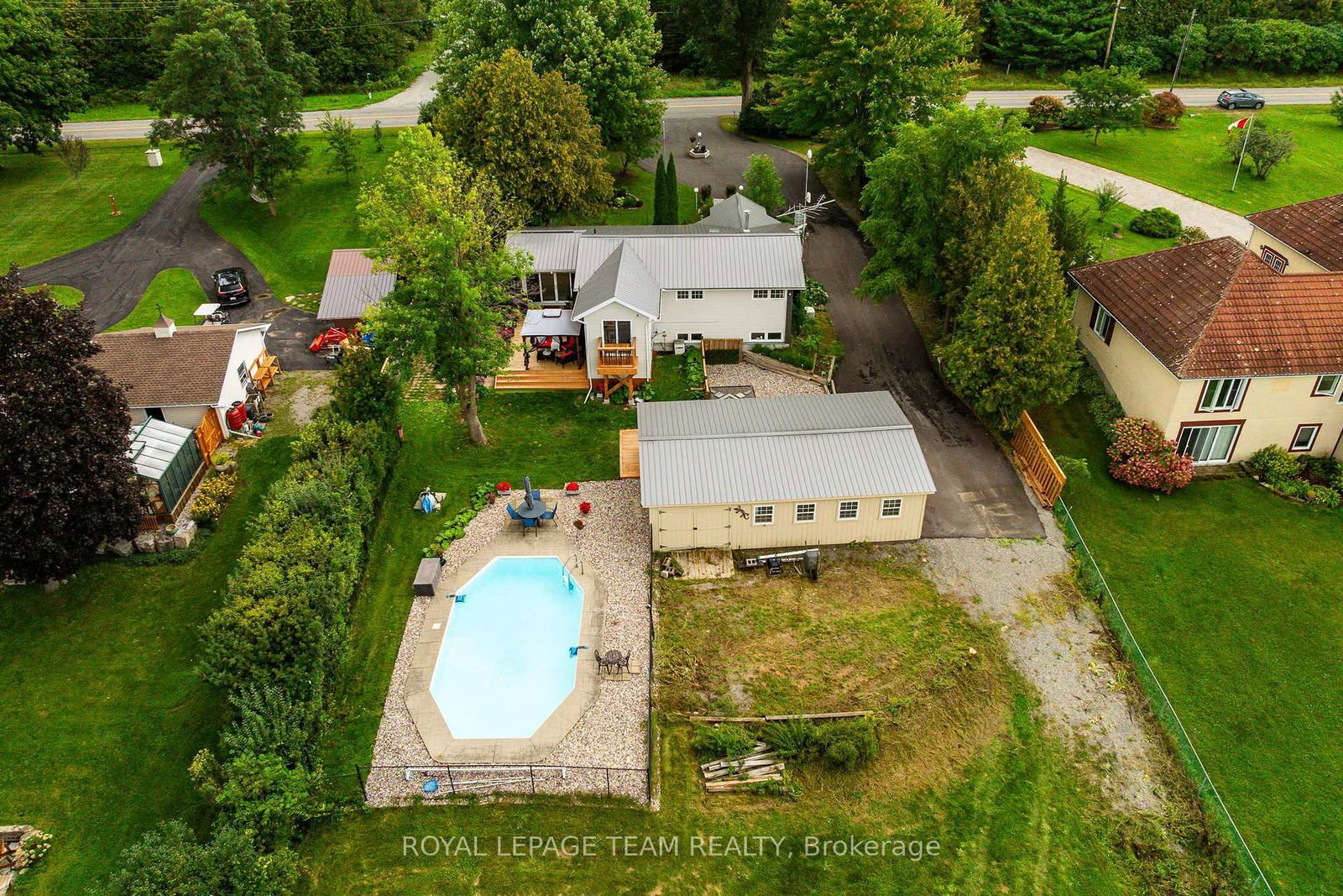 301 County Rd 23 Road • Merrickville-Wolford, ON photo 37