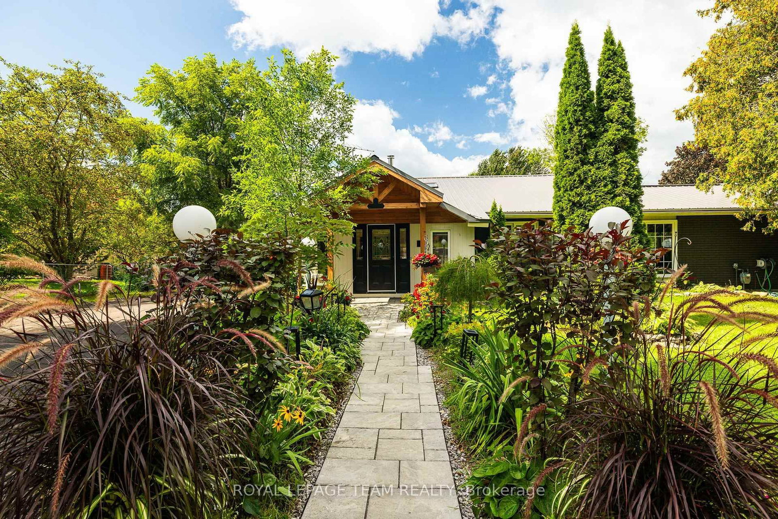 301 County Rd 23 Road • Merrickville-Wolford, ON photo 4