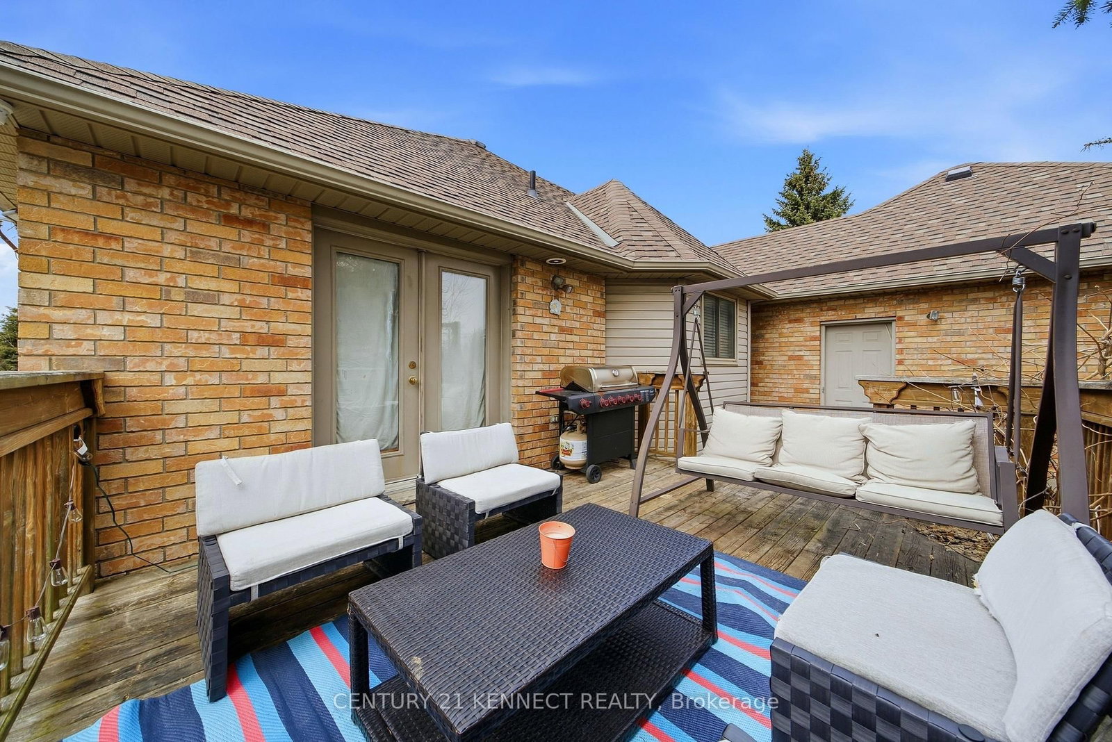 6 Laing Court • Puslinch, ON photo 4
