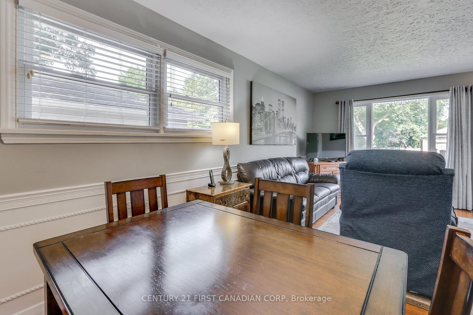 62 Thorncrest Crescent • London South, ON photo 10