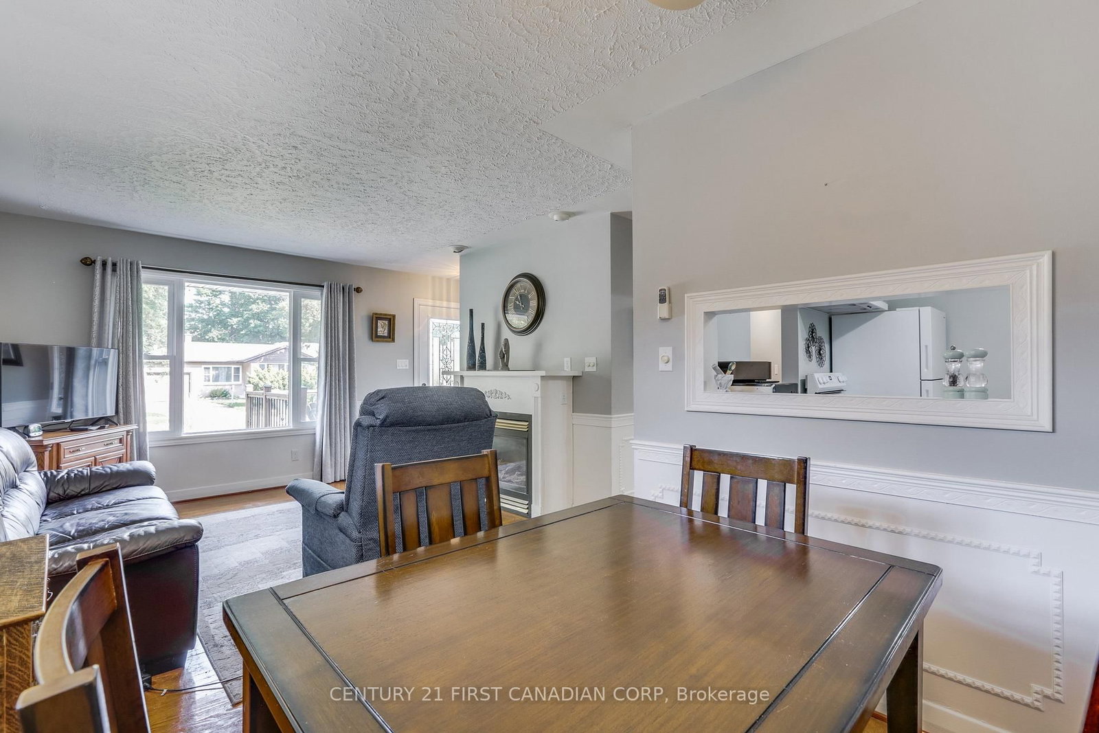 62 Thorncrest Crescent • London South, ON photo 11