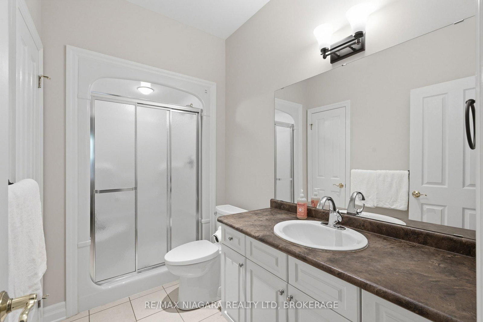 25 BALMORAL Drive • Niagara-on-the-Lake, ON photo 16