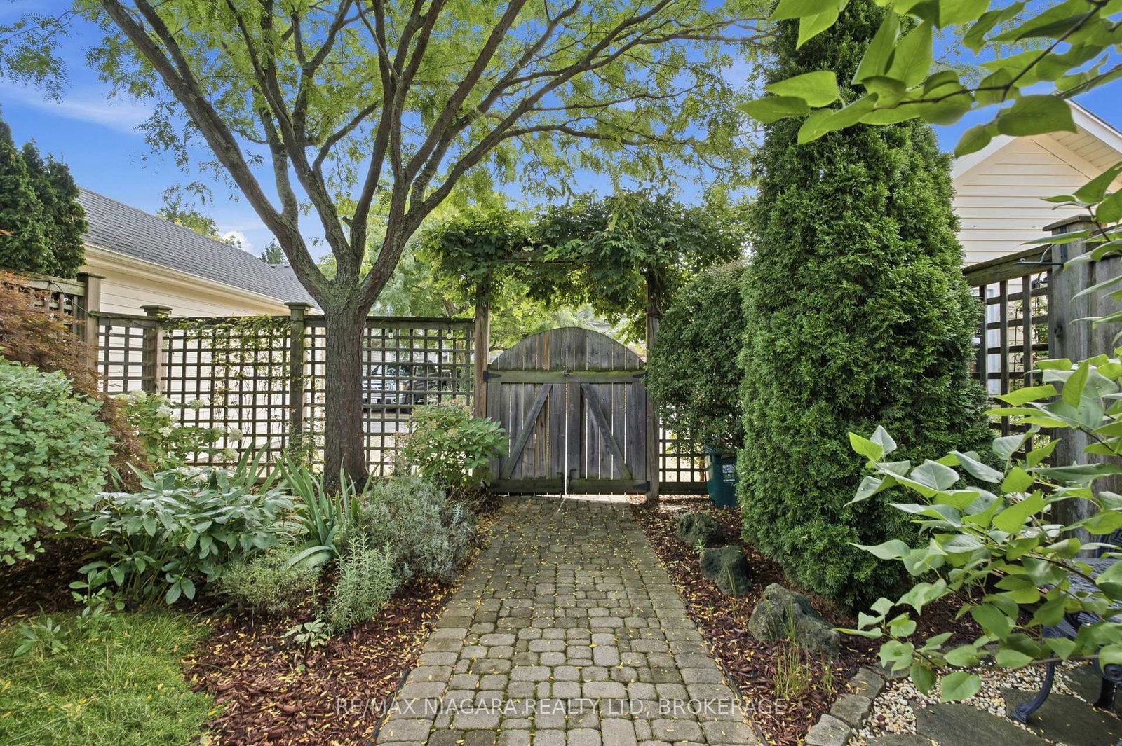 25 BALMORAL Drive • Niagara-on-the-Lake, ON photo 31