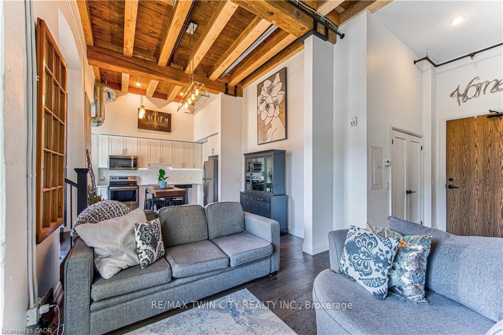 19 GUELPH Avenue • #201 • Cambridge, ON photo 11