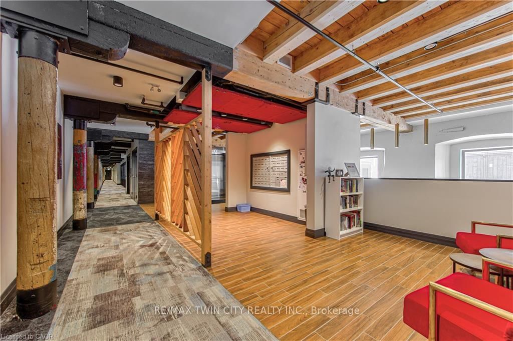 19 GUELPH Avenue • #201 • Cambridge, ON photo 32