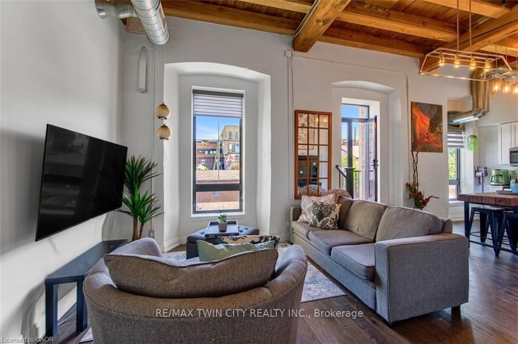 19 GUELPH Avenue • #201 • Cambridge, ON photo 9