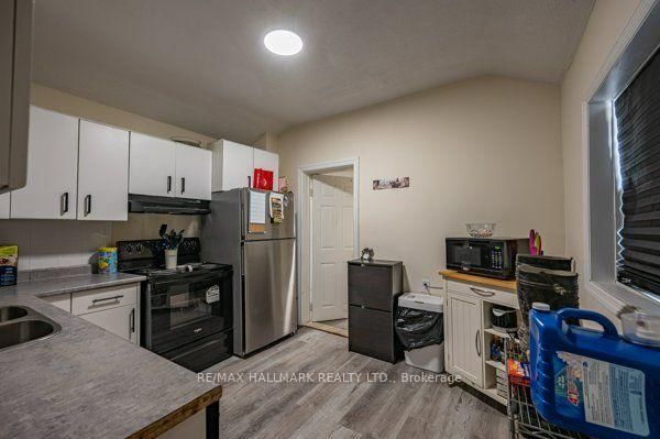 307 Grey Street • #Main & Upper • London East, ON photo 9