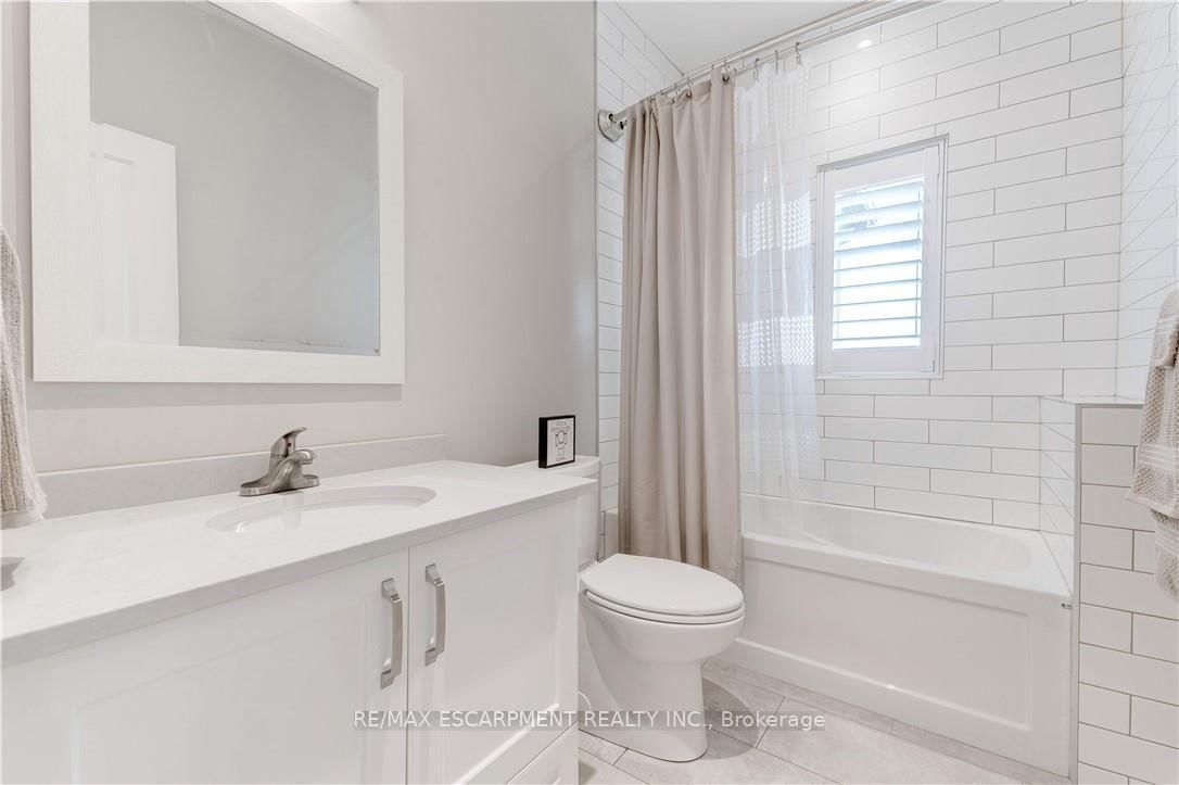 148 MOORES Road • Haldimand, ON photo 37