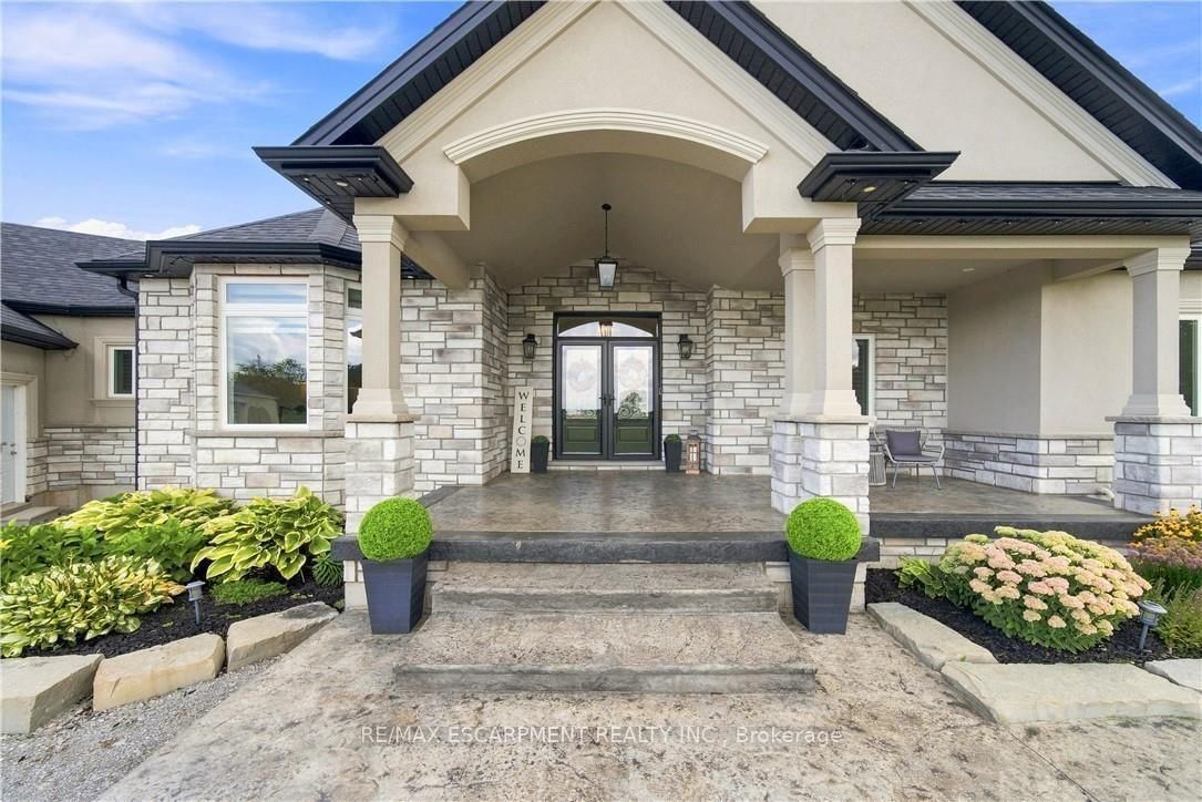 148 MOORES Road • Haldimand, ON photo 5