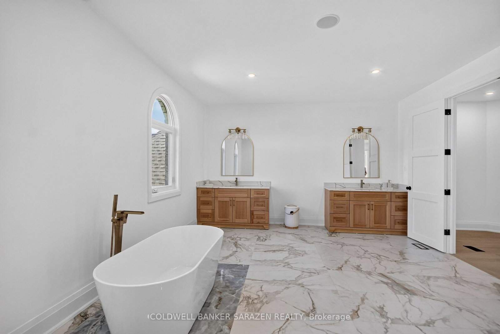 1554 River Road S • Ottawa, ON photo 35