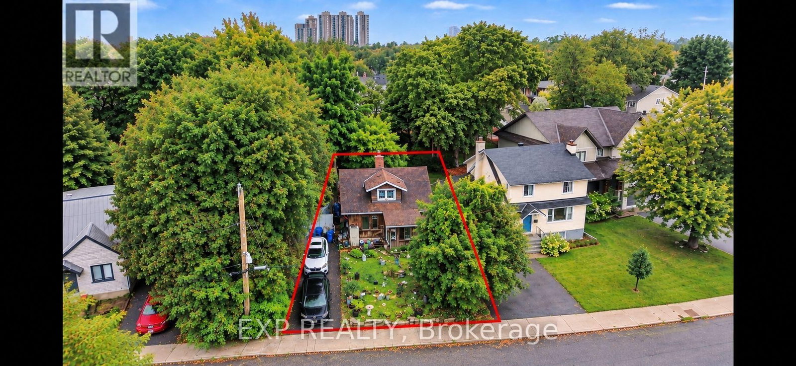 252 Cowley Avenue • Ottawa, ON photo 1
