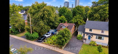 252 Cowley Avenue • Ottawa, ON photo 3