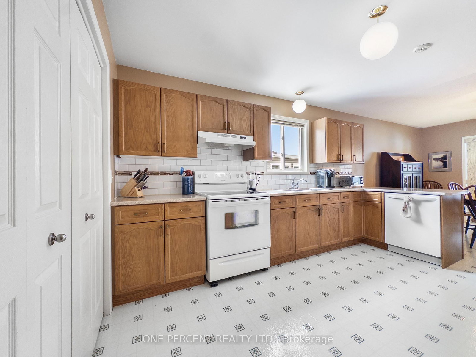 14 Elmdale Drive • Prince Edward County, ON photo 11