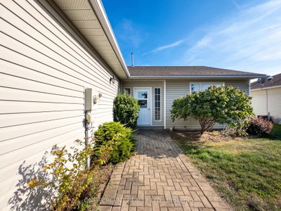 14 Elmdale Drive • Prince Edward County, ON photo 4
