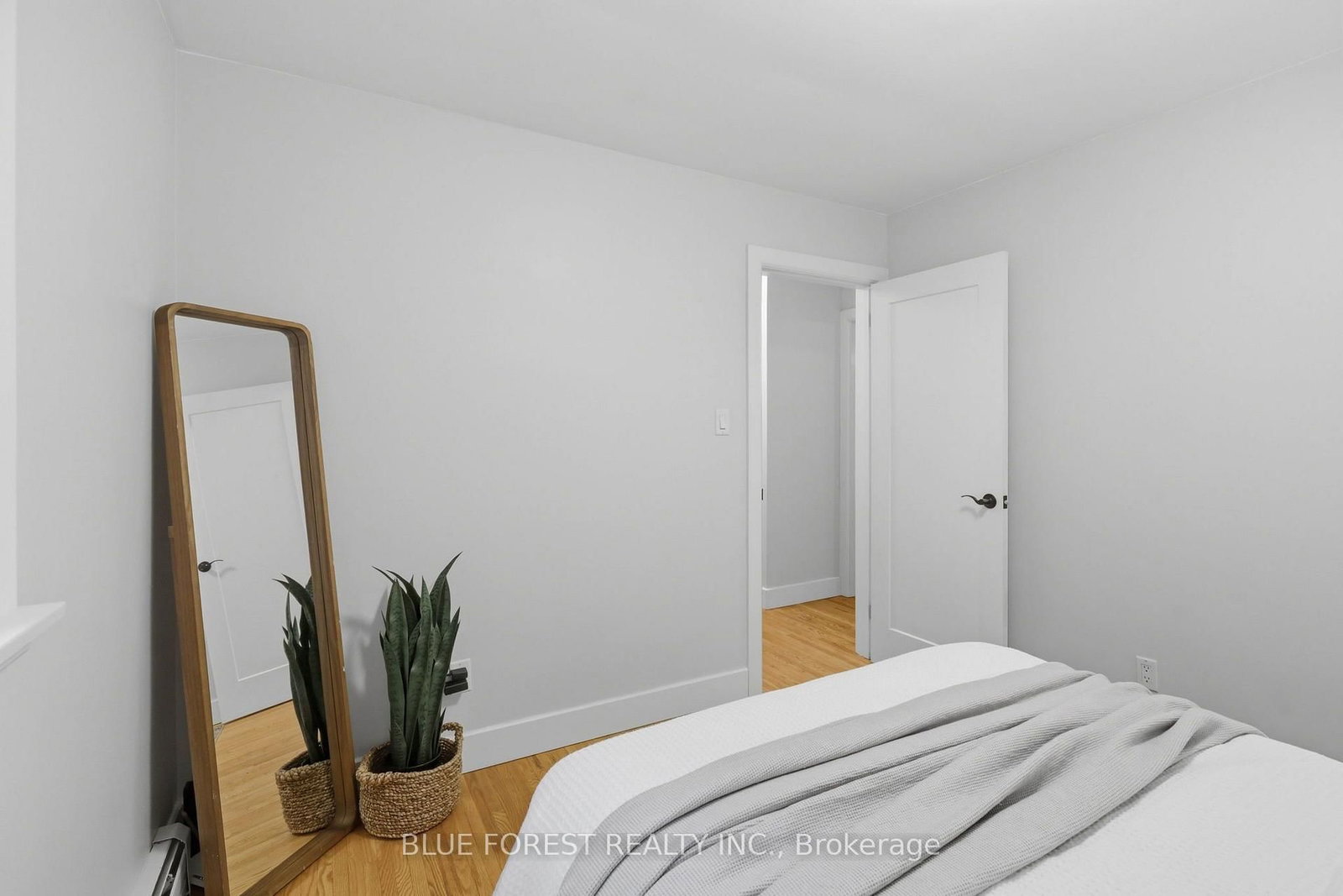 111 Arthur Street • Middlesex Centre, ON photo 16