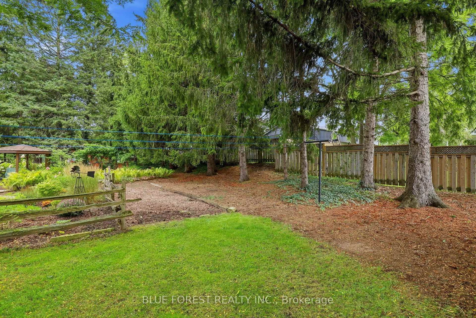 111 Arthur Street • Middlesex Centre, ON photo 40