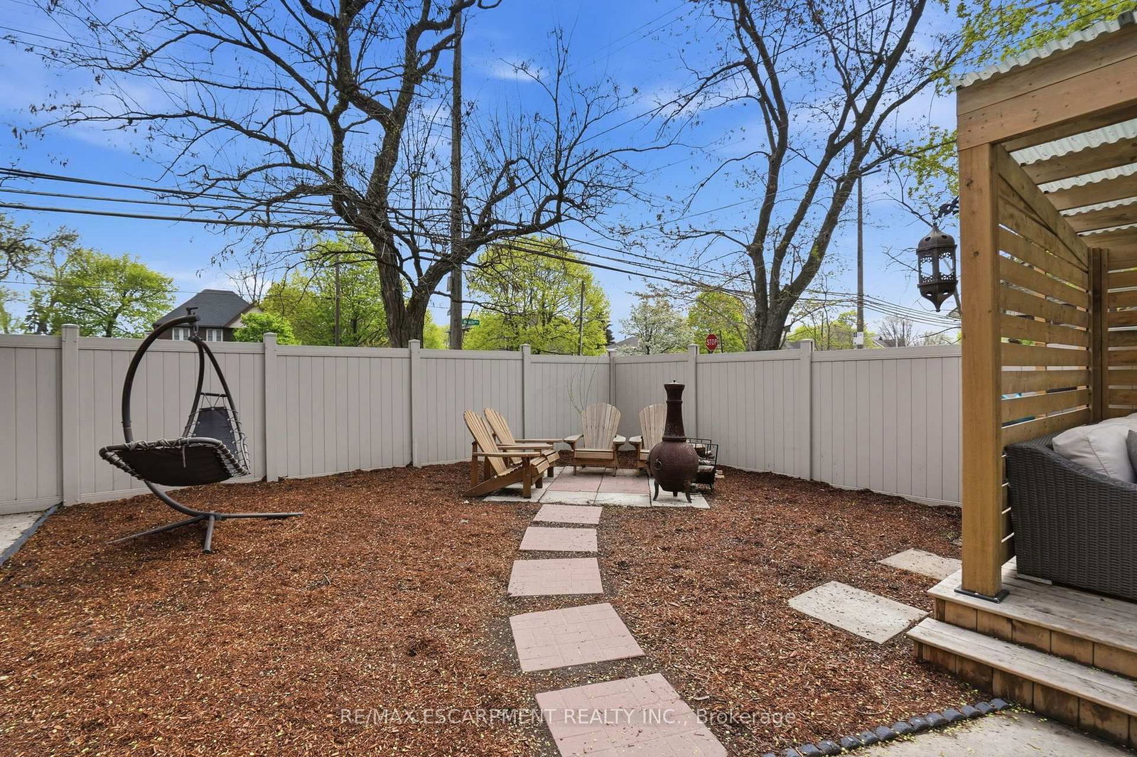 230 Beach Boulevard • Hamilton, ON photo 20