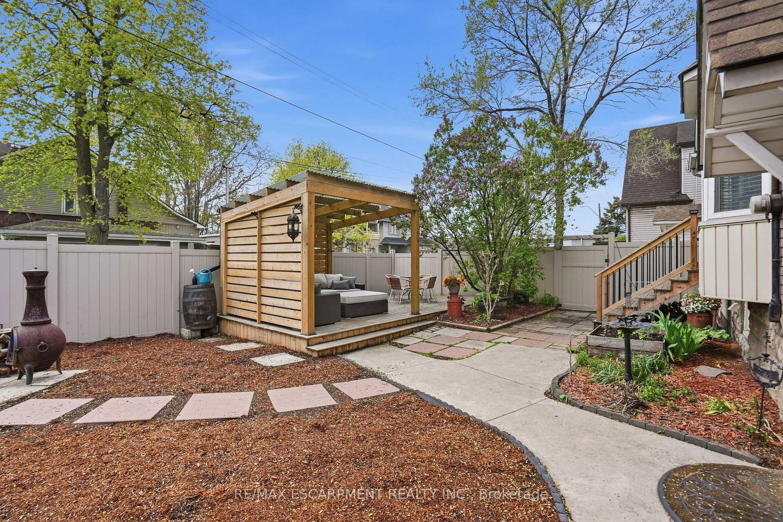 230 Beach Boulevard • Hamilton, ON photo 21