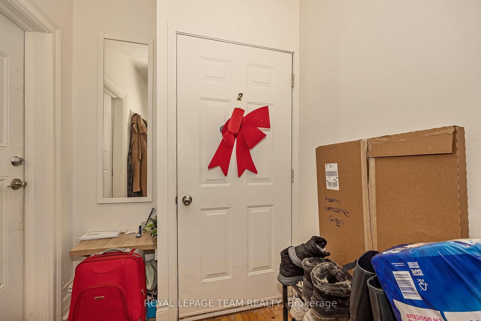 11 Sherbrooke Avenue • Ottawa, ON photo 27