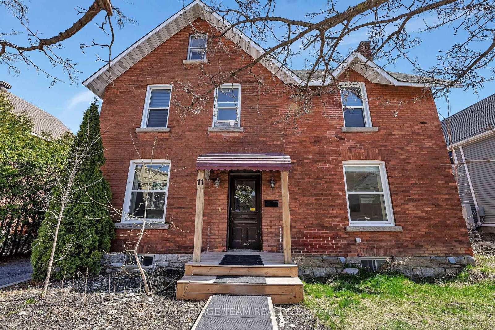 11 Sherbrooke Avenue • Ottawa, ON photo 3