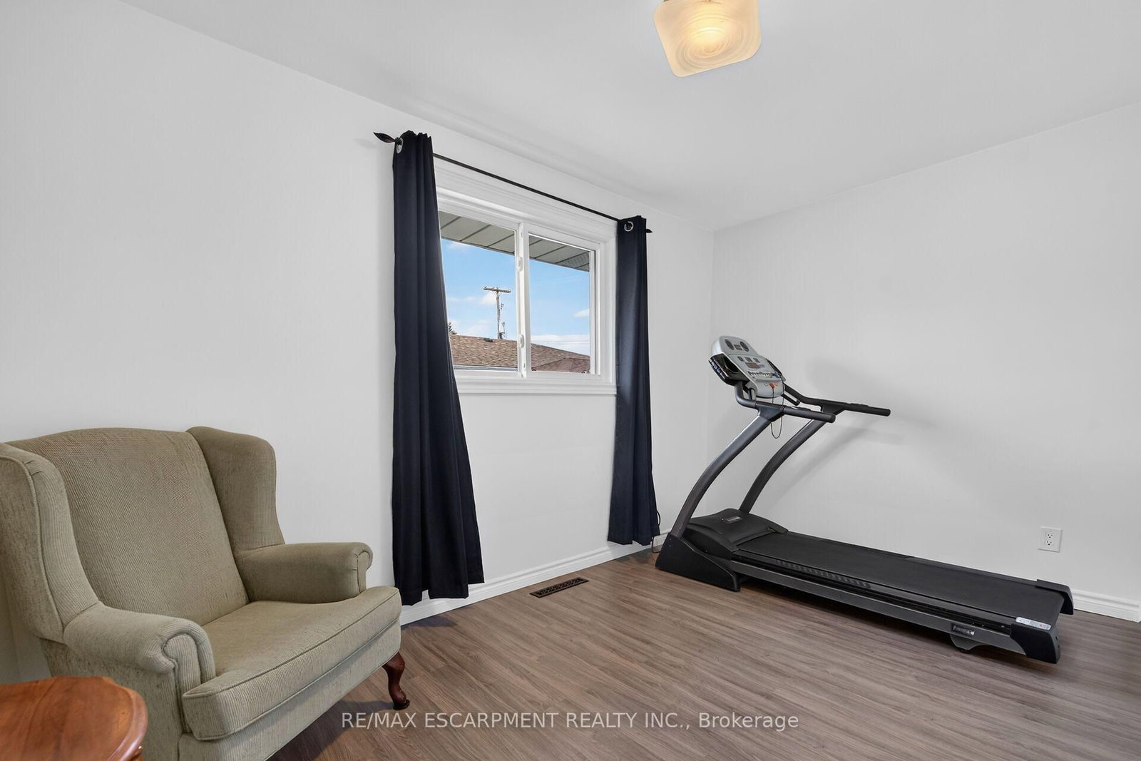 93 Nugent Drive • Hamilton, ON photo 14