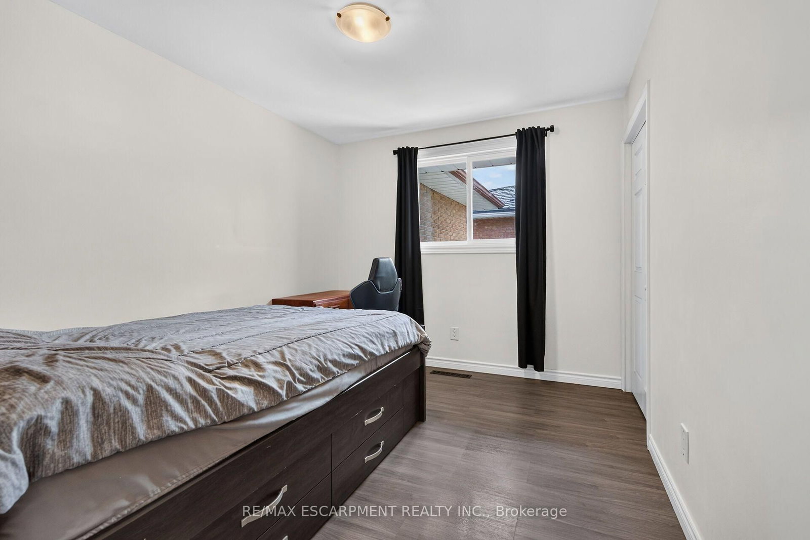 93 Nugent Drive • Hamilton, ON photo 15