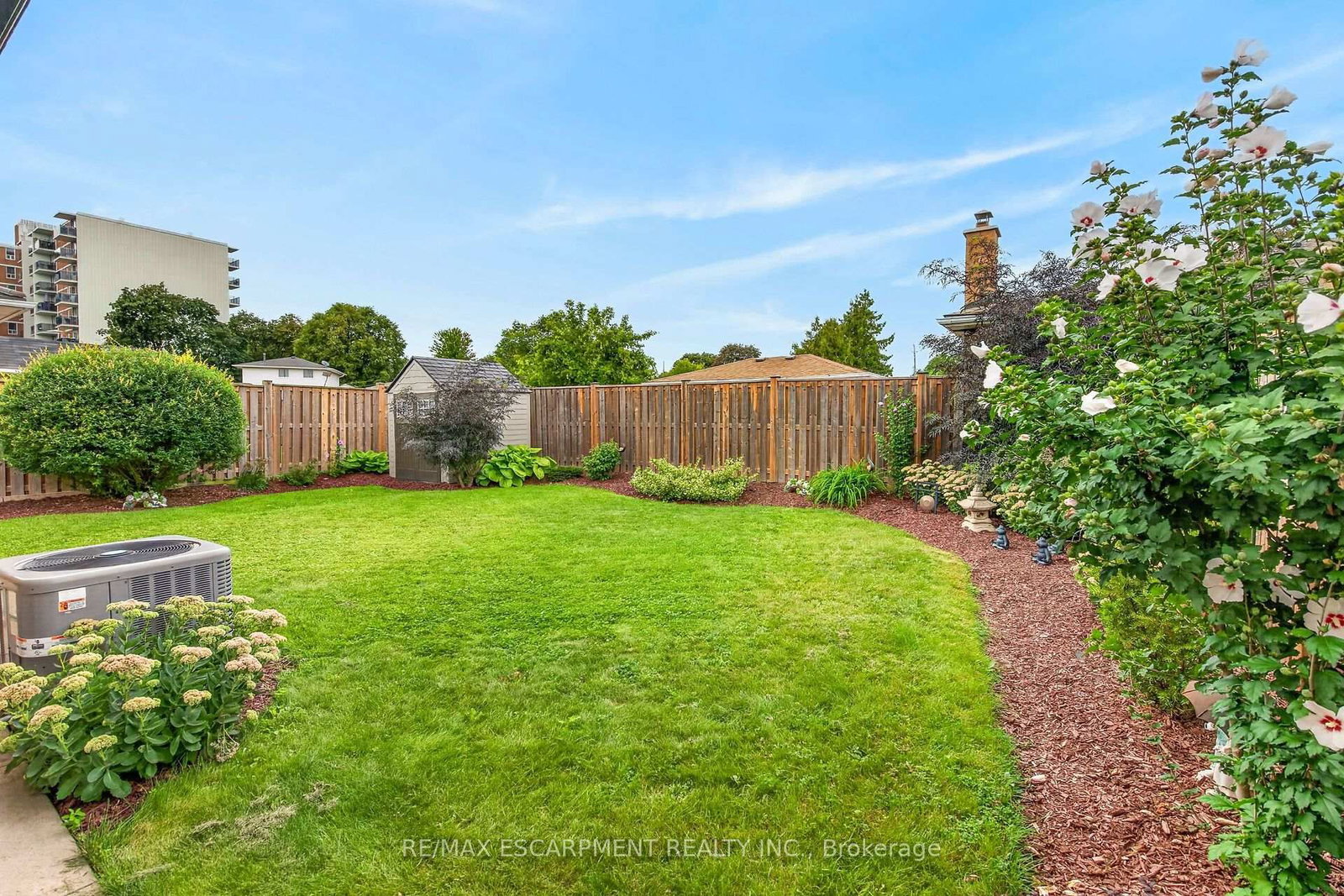93 Nugent Drive • Hamilton, ON photo 31