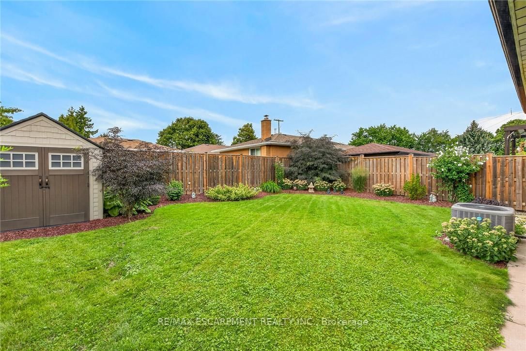 93 Nugent Drive • Hamilton, ON photo 34