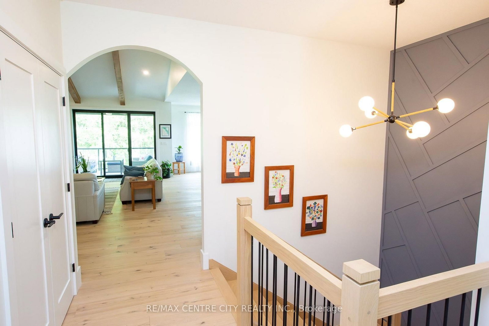 273 Foxborough Place • Thames Centre, ON photo 16