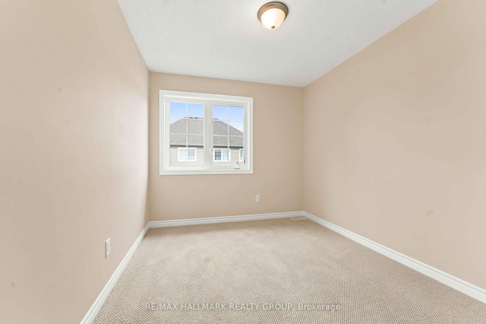 387 Sweet Grass Circle • Ottawa, ON photo 15