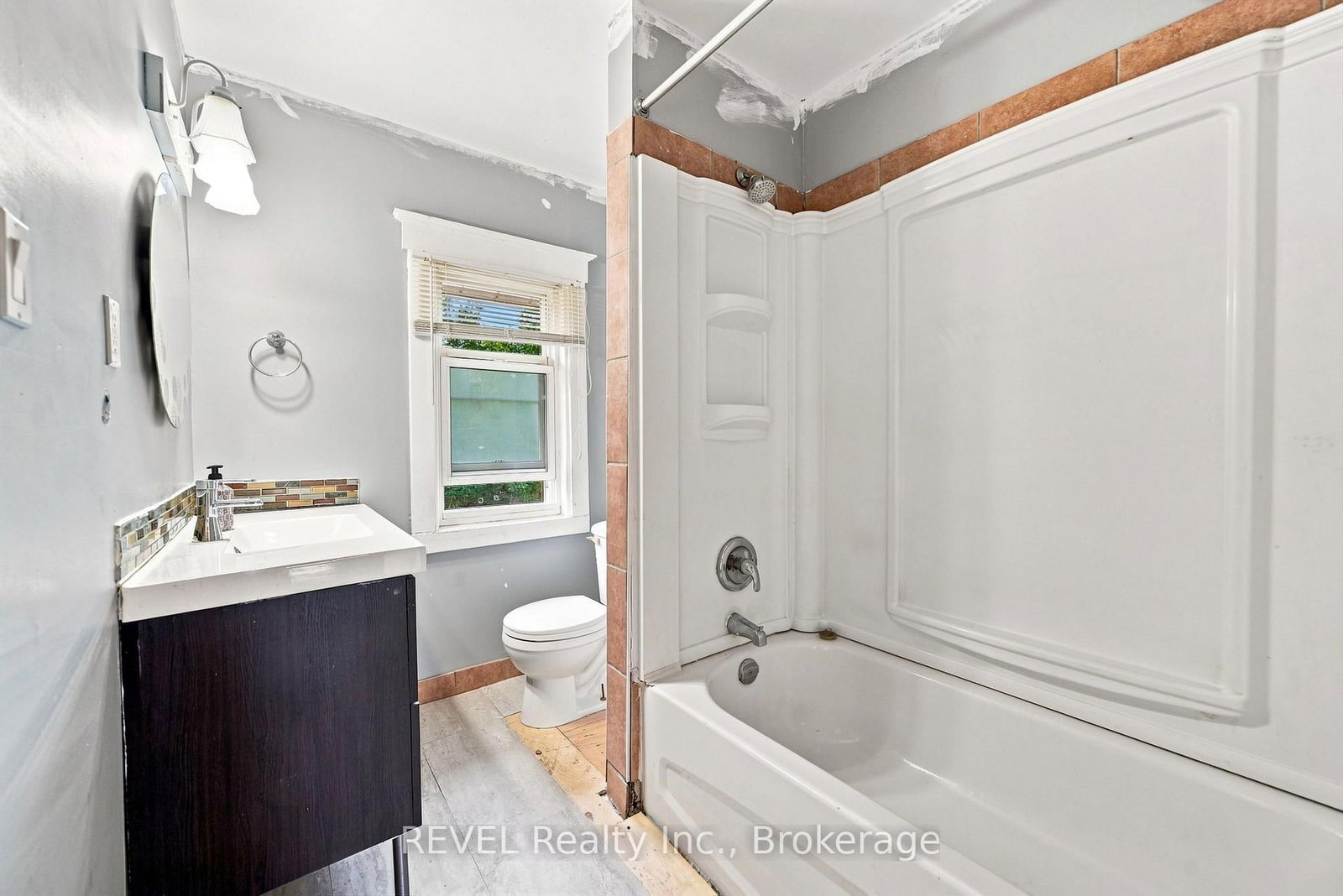 4960 Willmott Street • Niagara Falls, ON photo 18