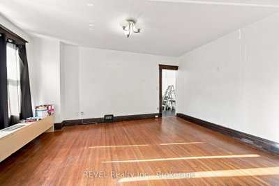 4960 Willmott Street • Niagara Falls, ON photo 9