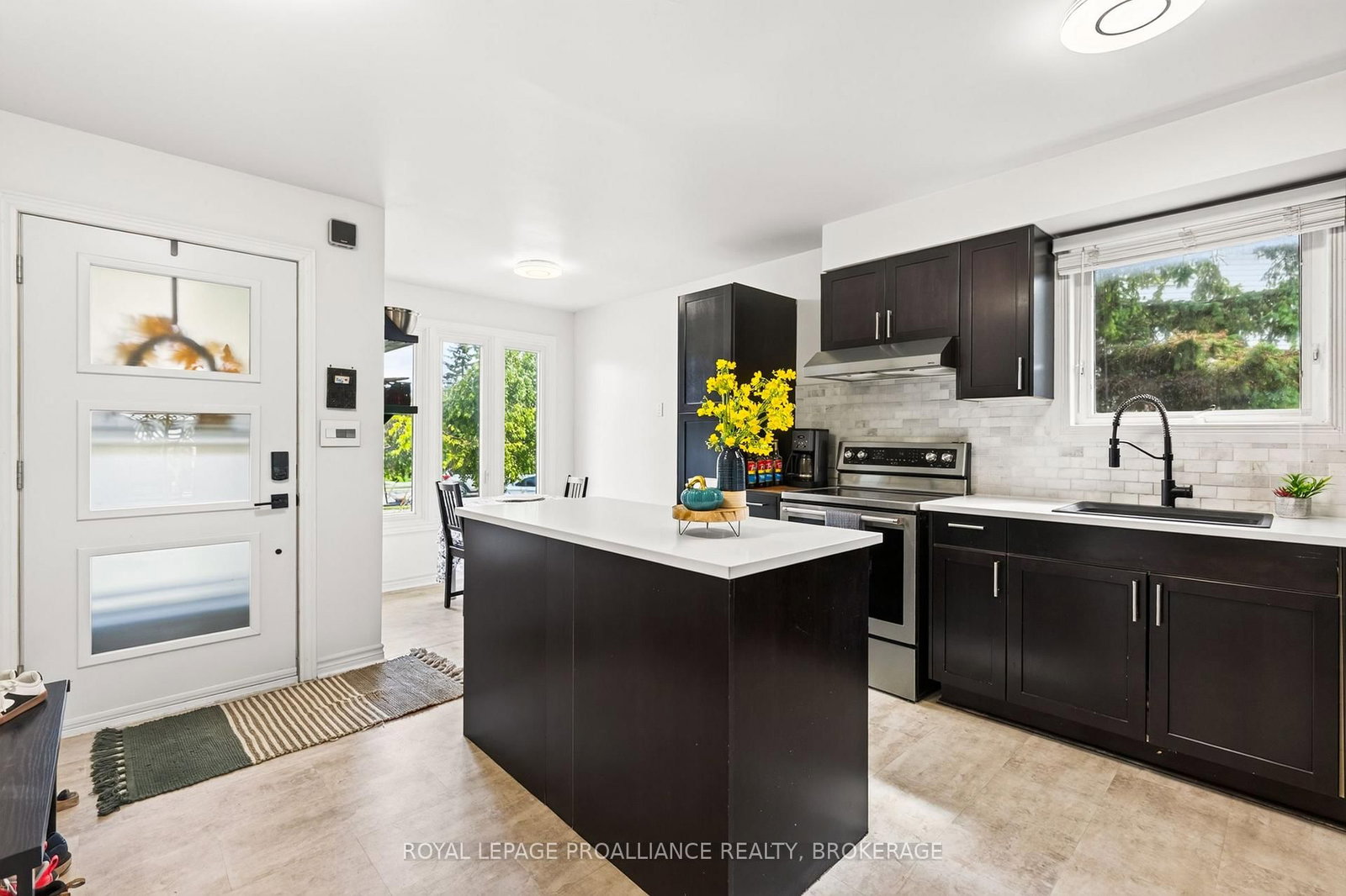 600 Whistler Terrace • Kingston, ON photo 6