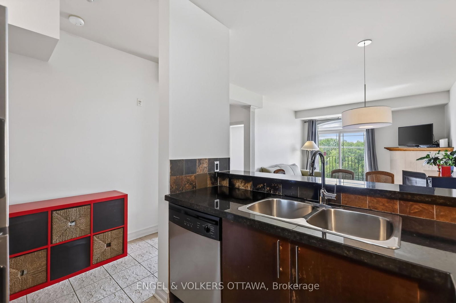 711 Churchill Avenue • #401 • Ottawa, ON photo 8