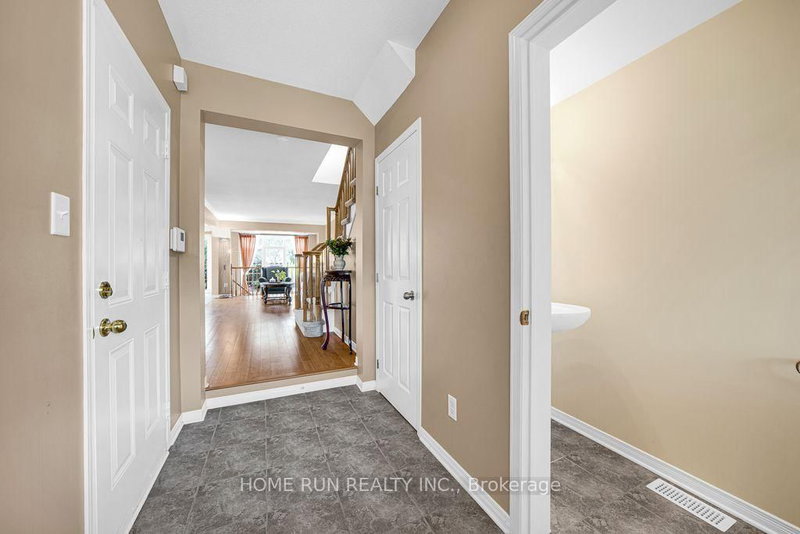 417 Wisteria Crescent