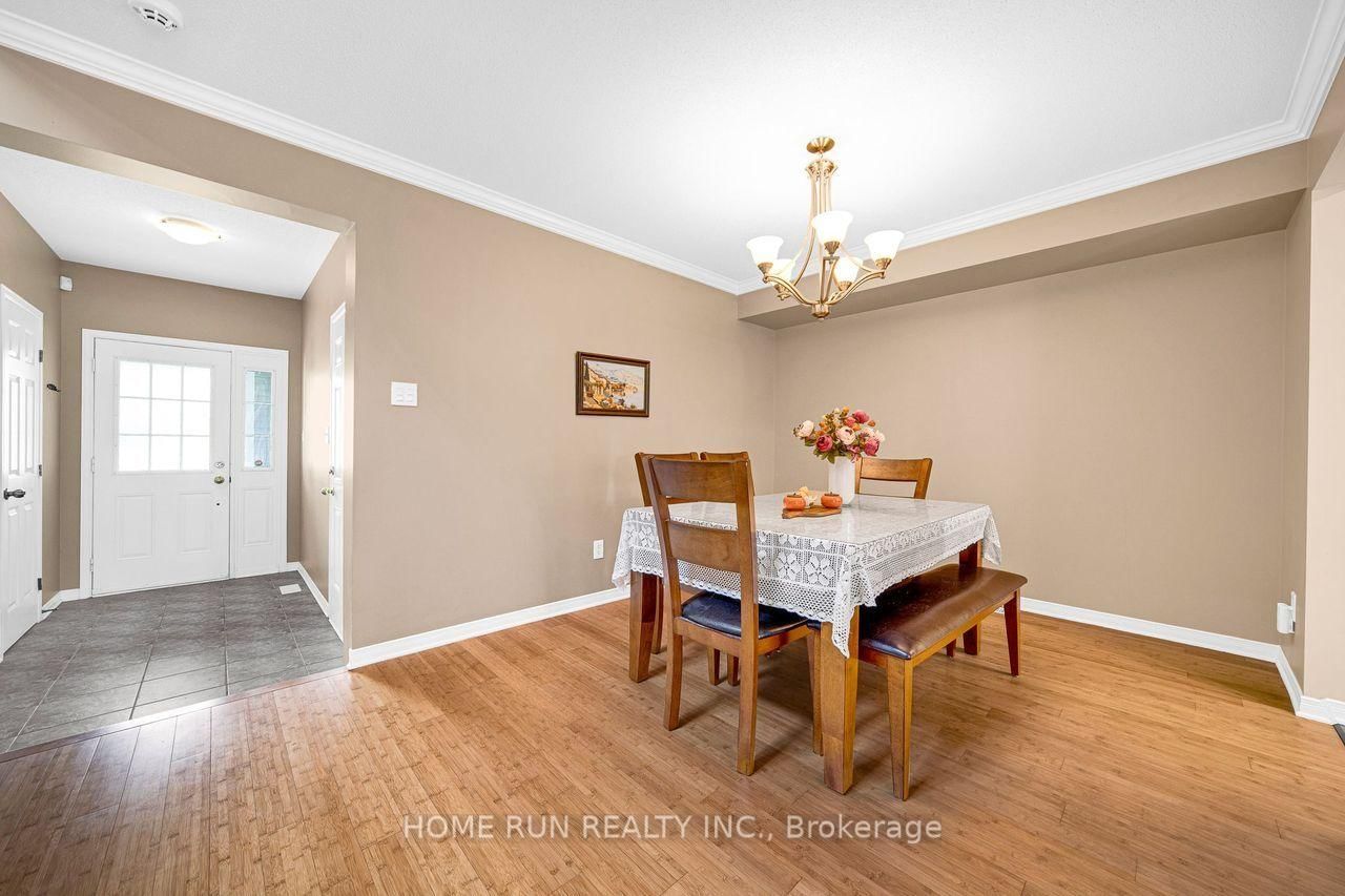 417 Wisteria Crescent • Ottawa, ON photo 9