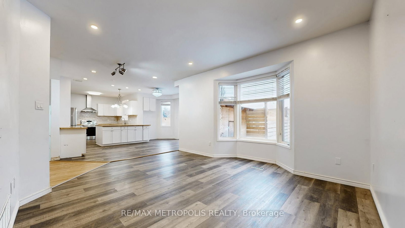 183 Valmont Court • Hamilton, ON photo 14