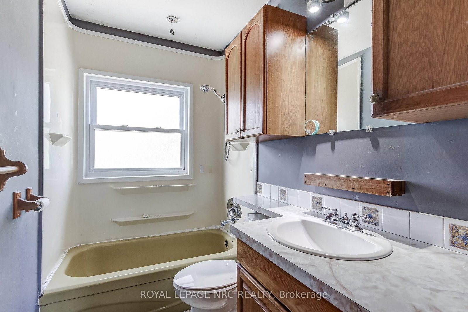 60 Valley Road • St. Catharines, ON photo 22