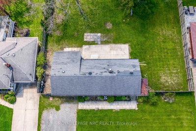 60 Valley Road • St. Catharines, ON photo 3