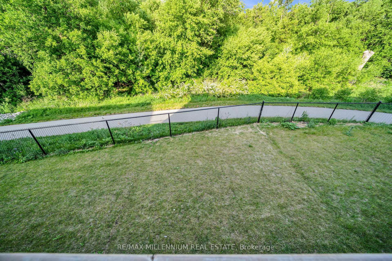 100 Hollywood Court • #55 • Cambridge, ON photo 39