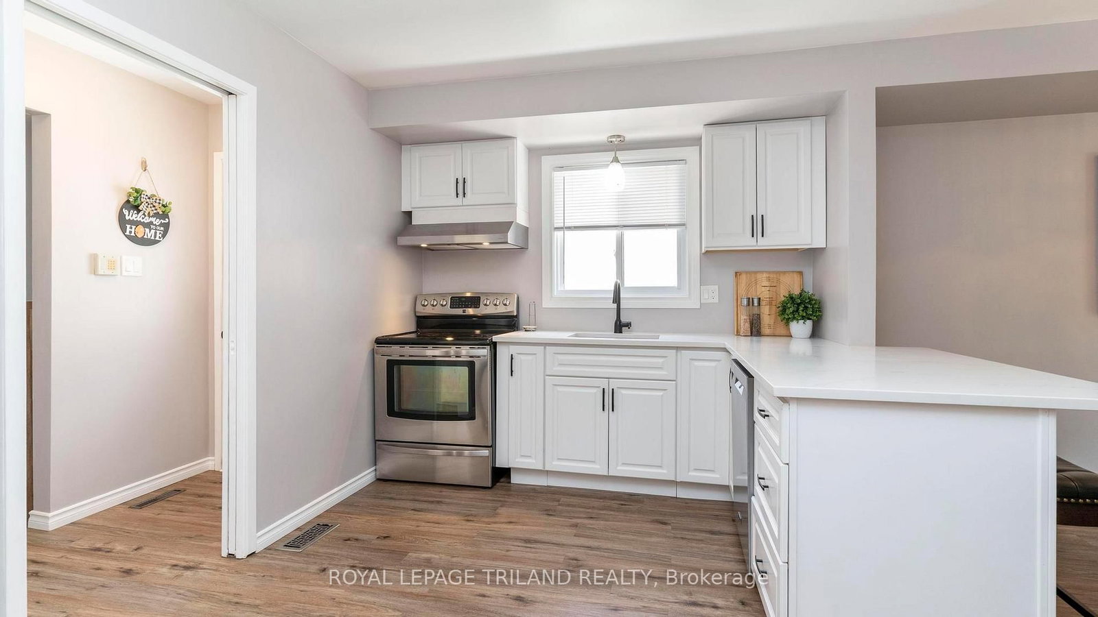 27 PATIENCE Crescent • London South, ON photo 13