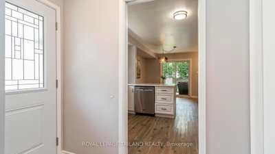 27 PATIENCE Crescent • London South, ON photo 8