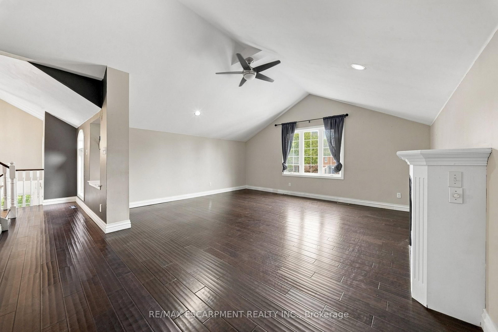 96 Laurendale Avenue • Hamilton, ON photo 21