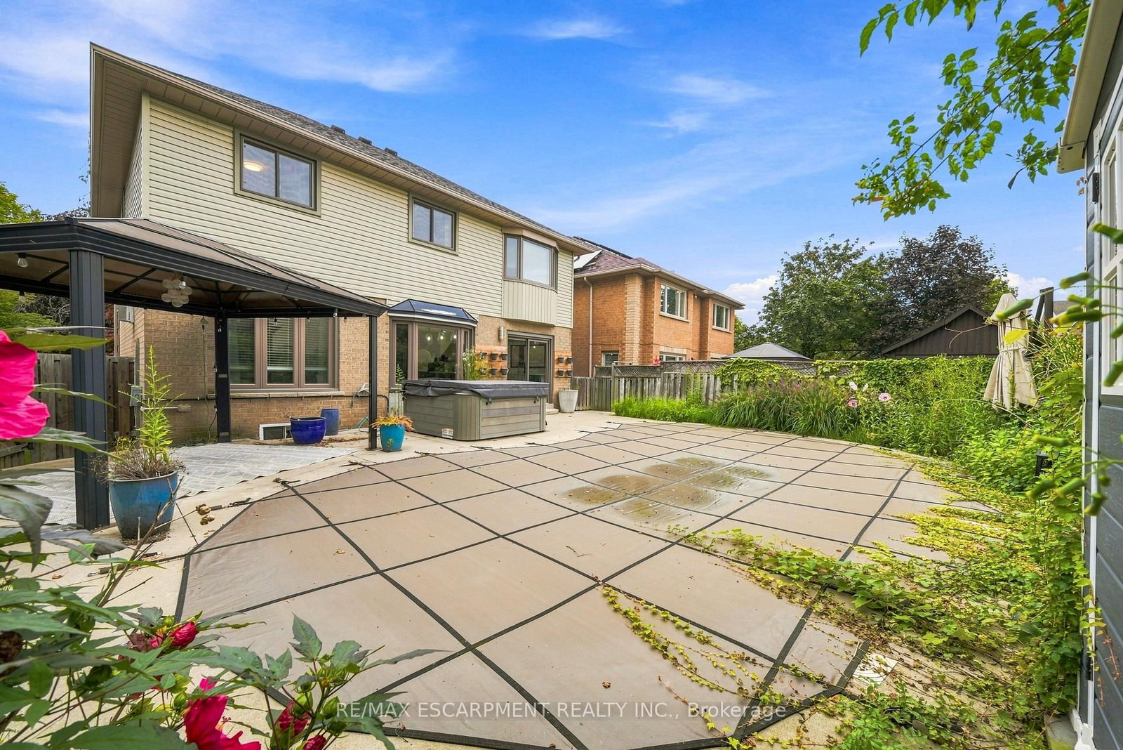 96 Laurendale Avenue • Hamilton, ON photo 45