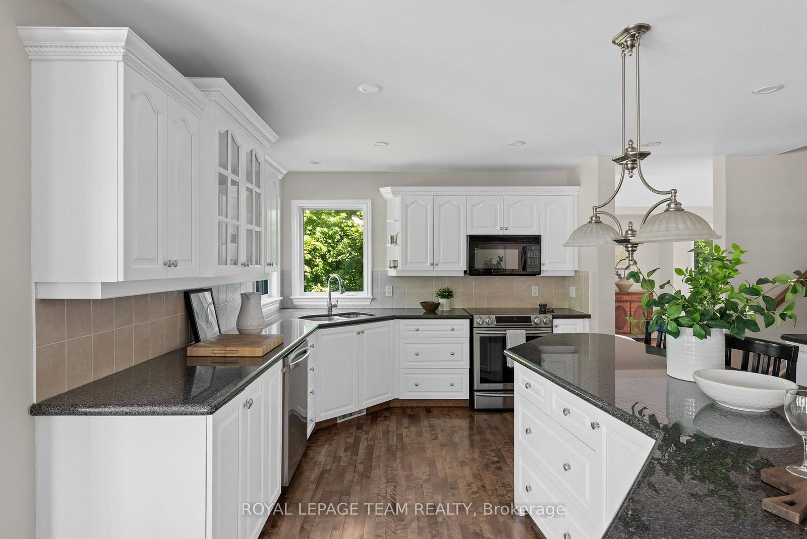50 Marchvale Drive • Ottawa, ON photo 14